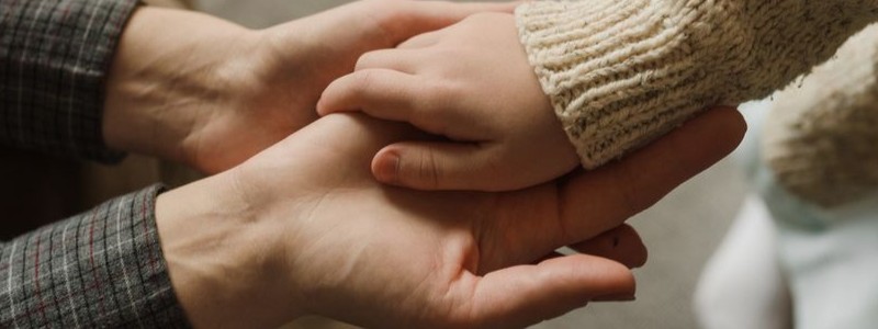 Avocat en droit de la famille à Lille et en Pevele conseillant un parent sur la garde d'enfant après un divorce